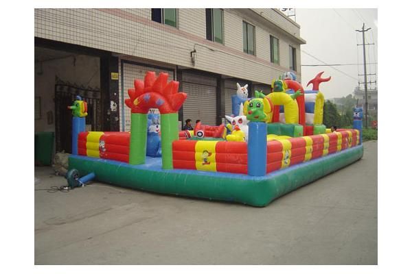 Attractive Huge Fun City Inflatable Playground For Children / Kids Paradise