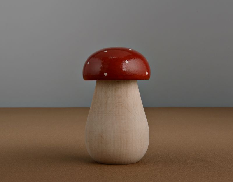 Mushroom-shaped nutcracker