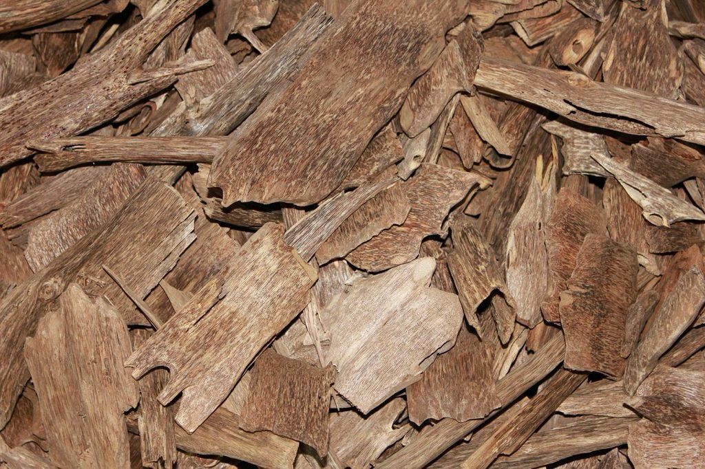 Bakhoor Oudh Chips