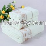 Bamboo fiber bath towel