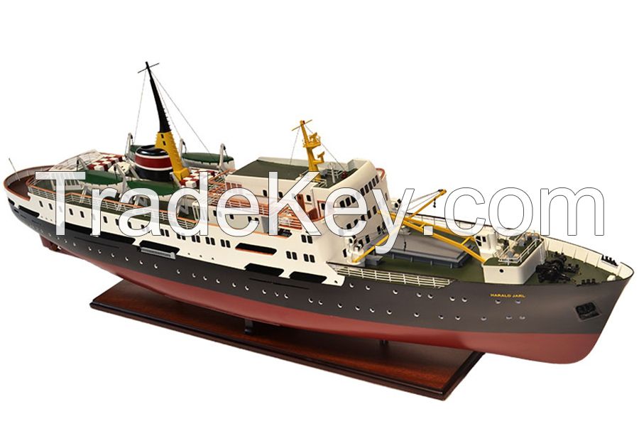 WOODEN MODEL BOAT