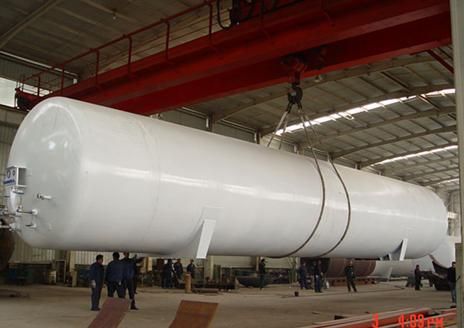 low temperature storage tank