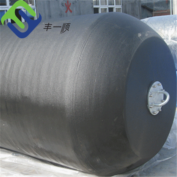 Floating foam fender with tire chain