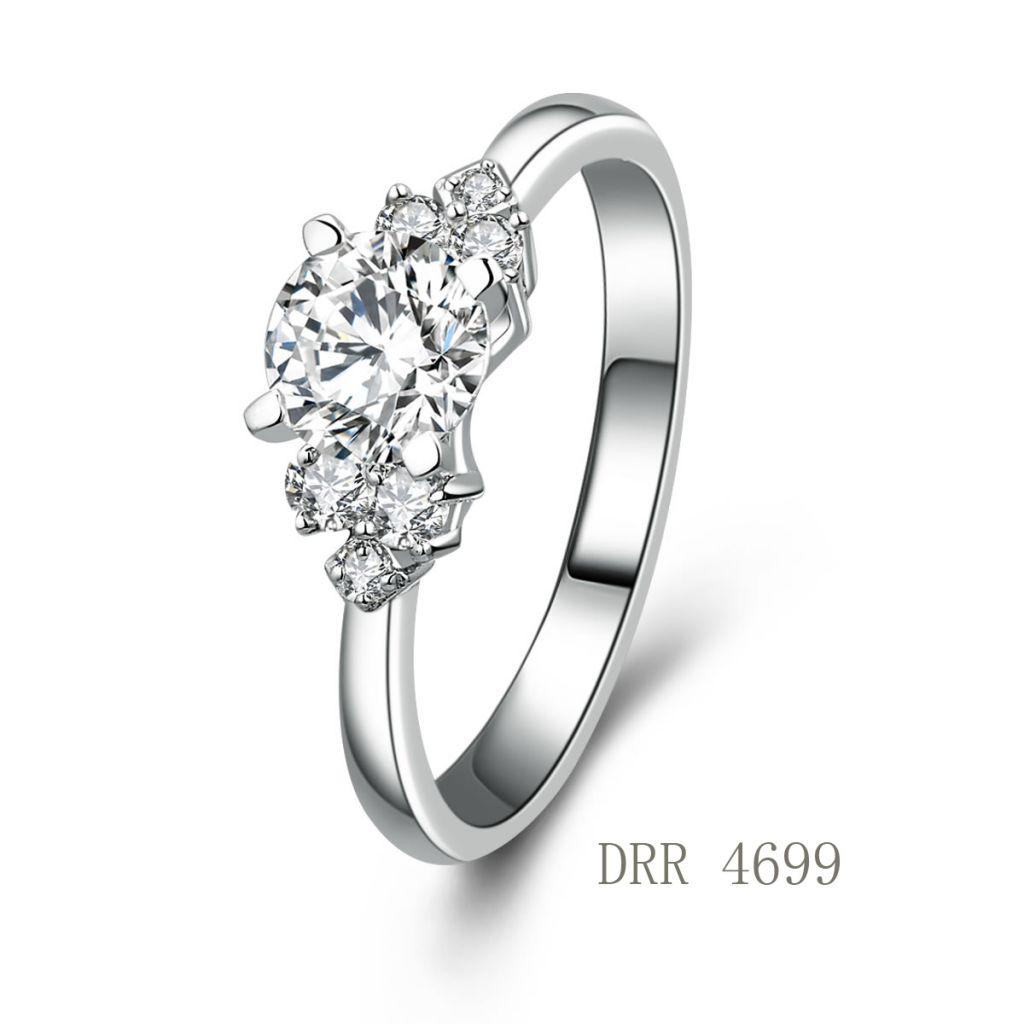 Light Weight Hot Sale Ring 925 Sterling Silver Engagement Ring With CZ