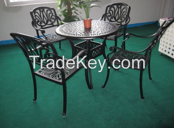 cast aluminum furniture