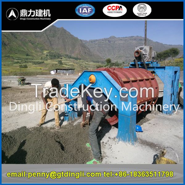 Reinforced cement concrete pipe making machine