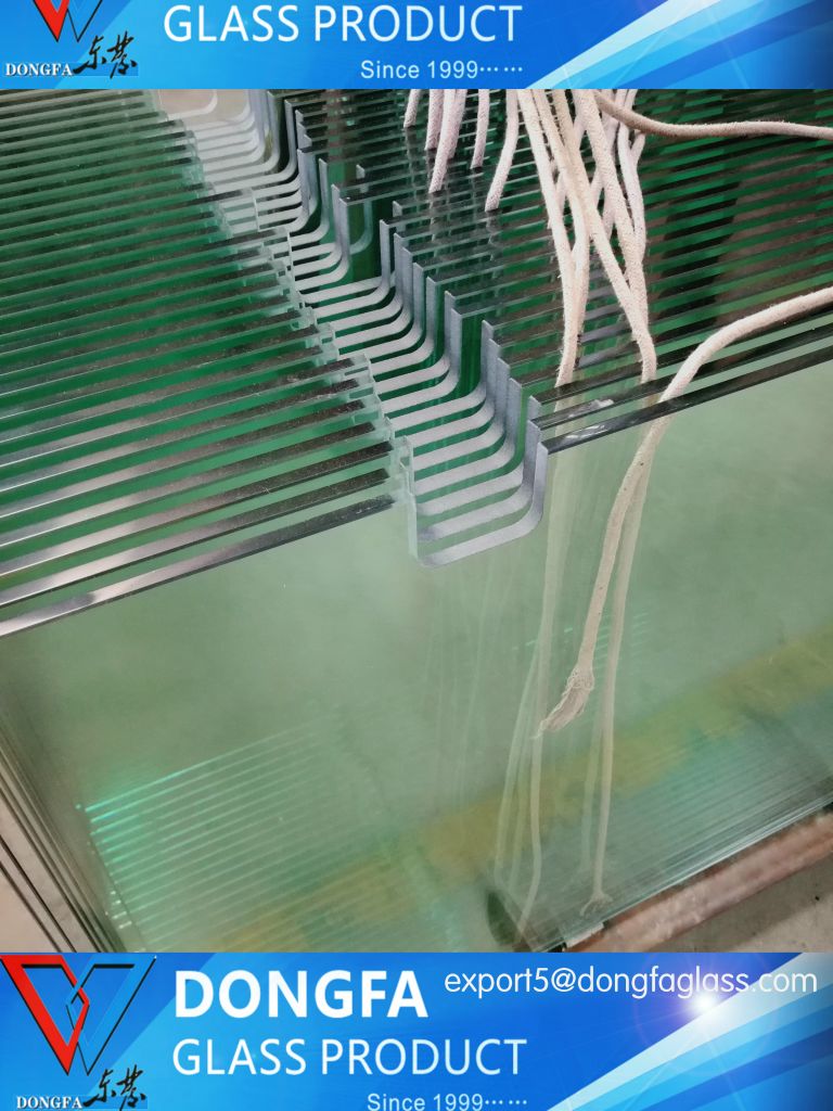 Economical high quality toughened glass for commercial building