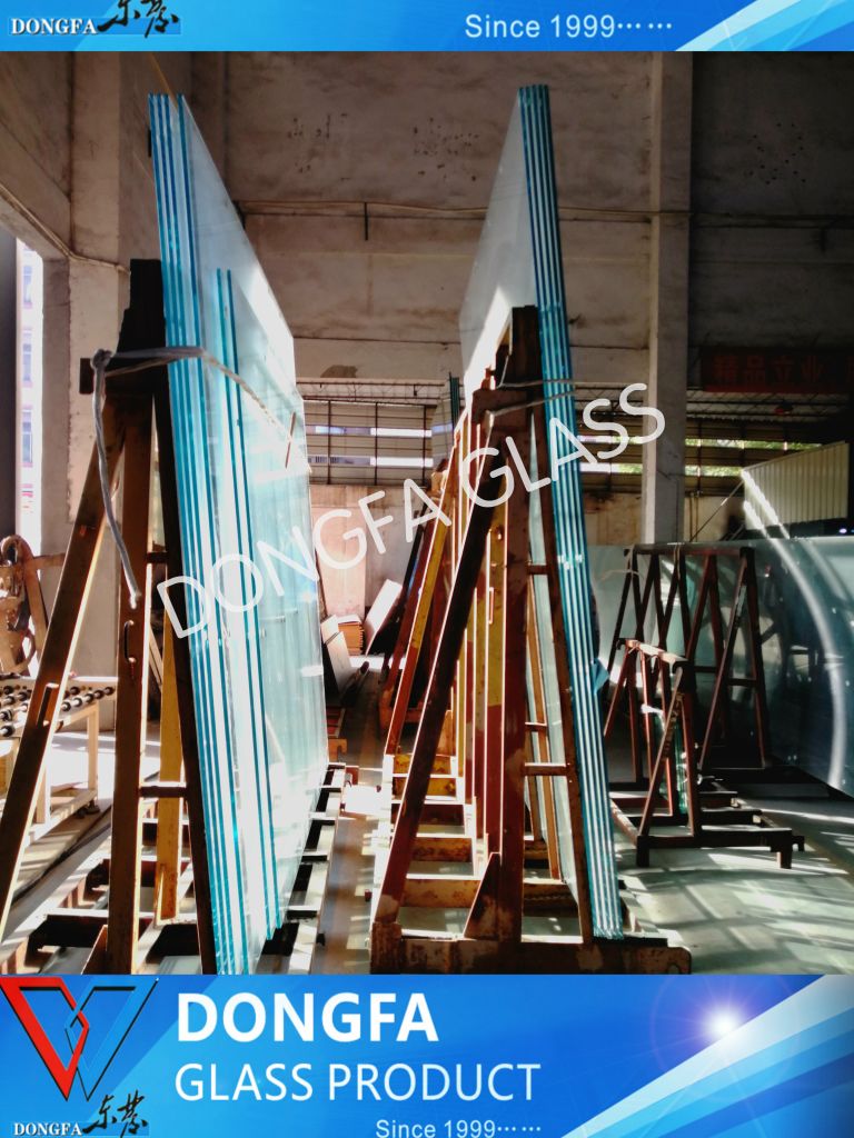 DuPont clear PVB toughened laminated glass