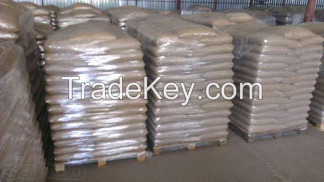 Wood Pellets And Wood Briquettes In 15Kg Bags 6mm-8mm