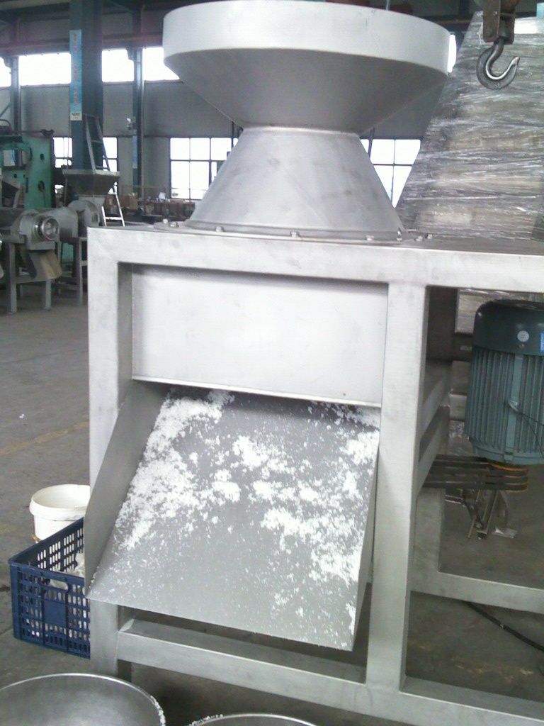 Coconut Grinding Machine