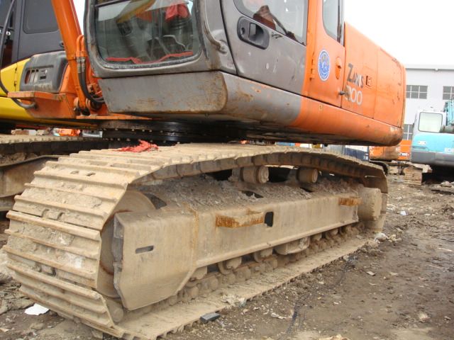 Used Hitachi ZX200-3 excavator