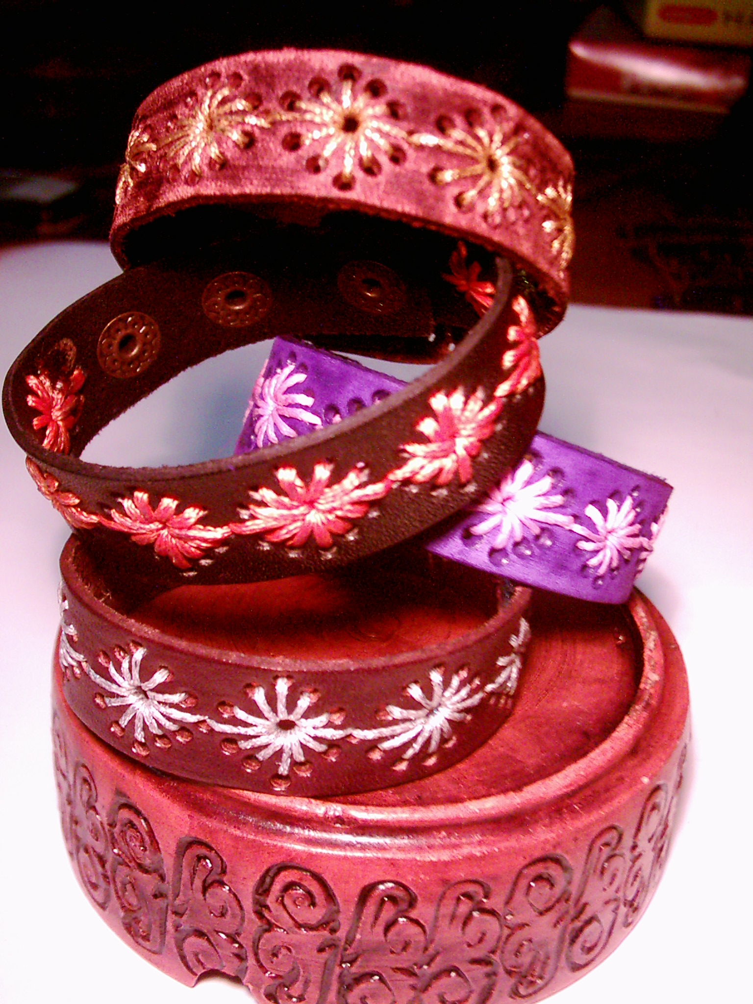 LEATHER WRISTBAND