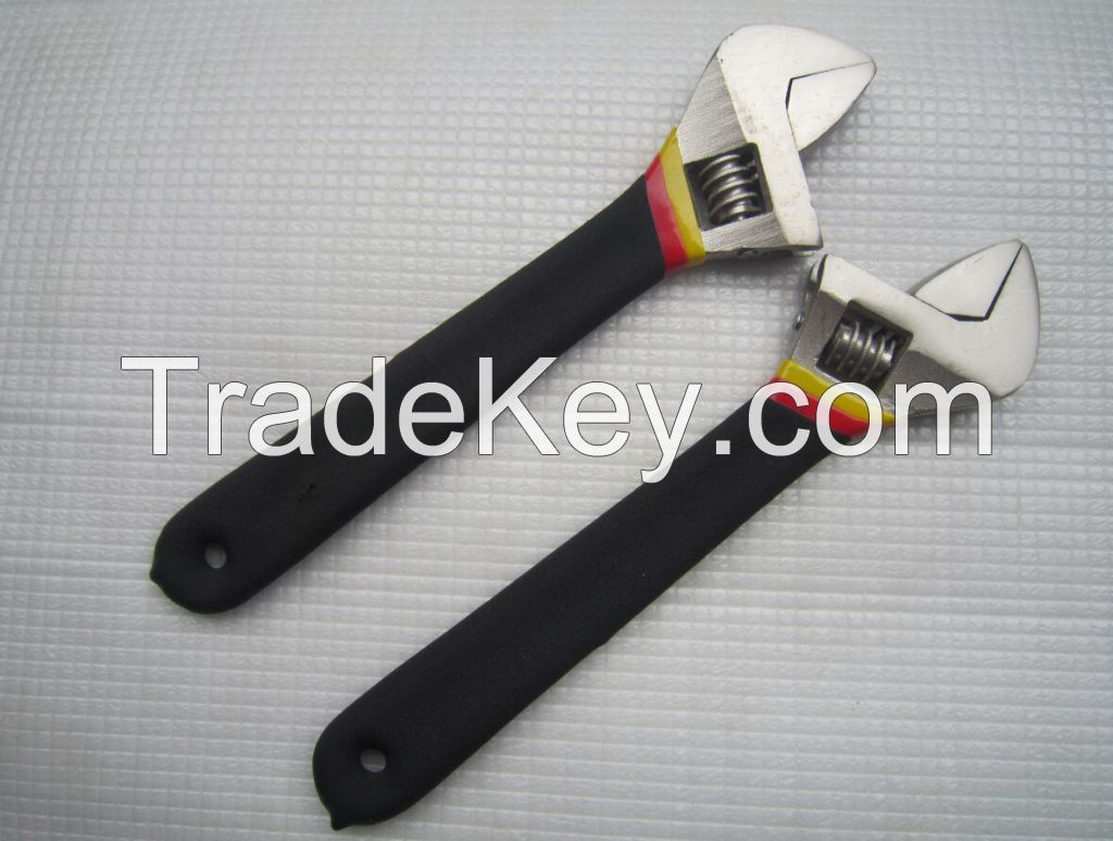 Tri-color cast iron dipped pvc handle adjustable spanner