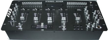DJ mixer