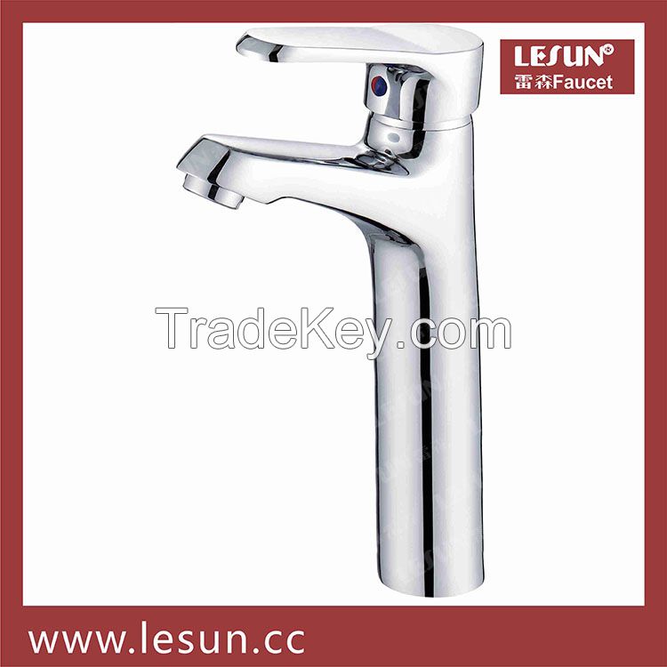 Single lever yellow brass basin mixer for bathroom