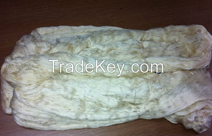 Raw White Silk Yarn