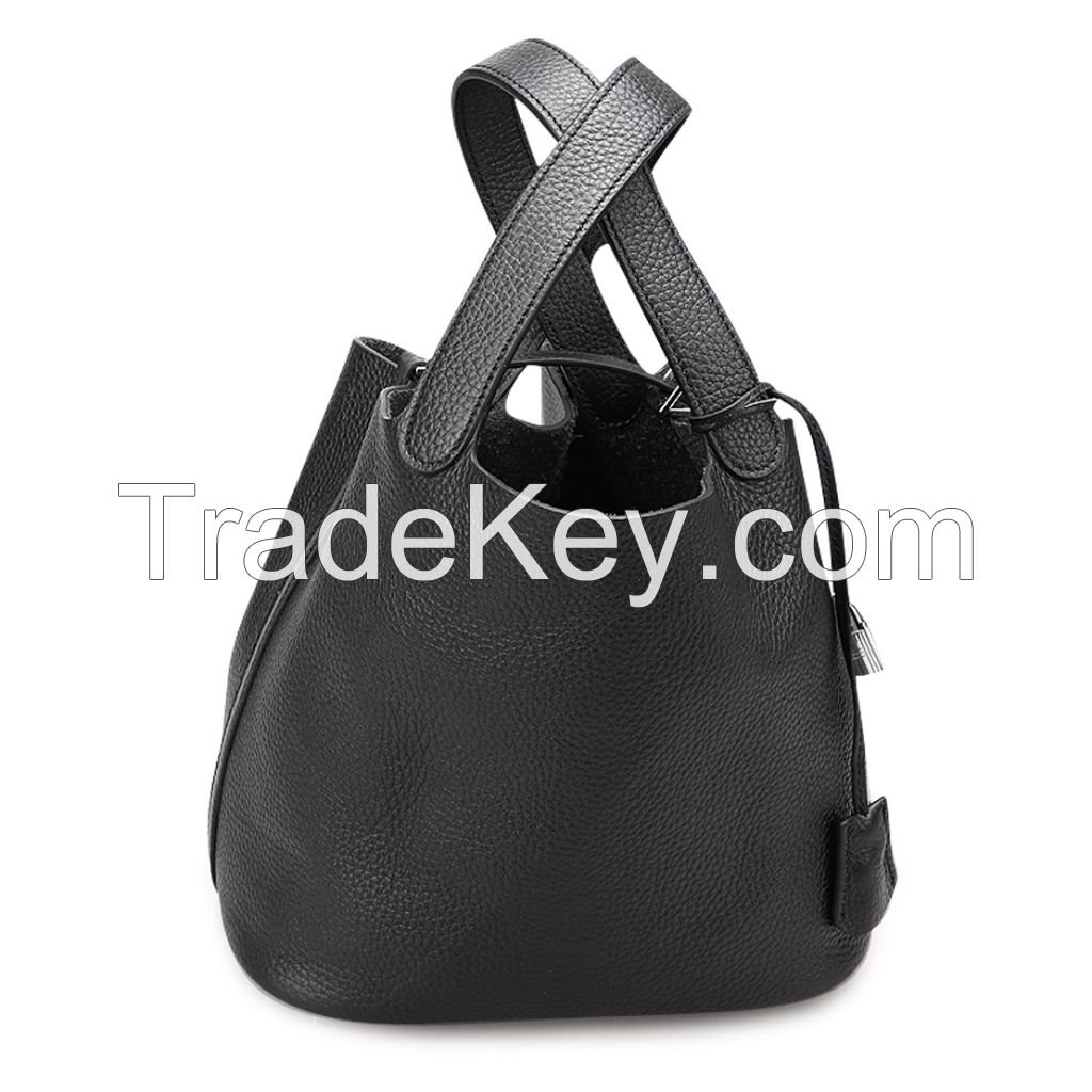 genuine leather women shoulder bags , genuine leather women bags black color