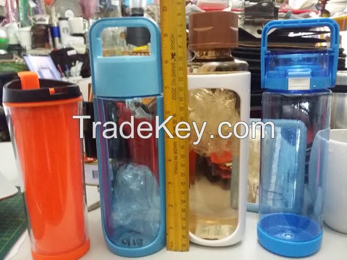 Plastic tumbler