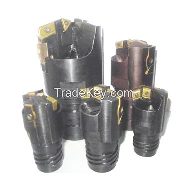 Deep hole drilling head