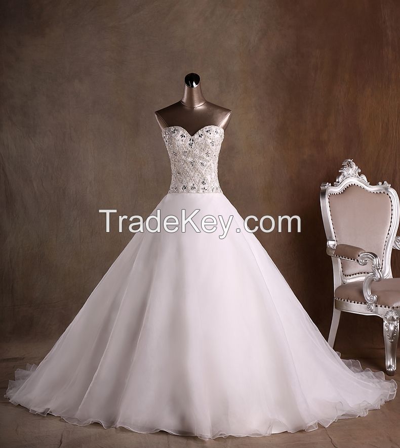 A Line Strapless Sweetheat Organza Wedding Dresses with Crystals