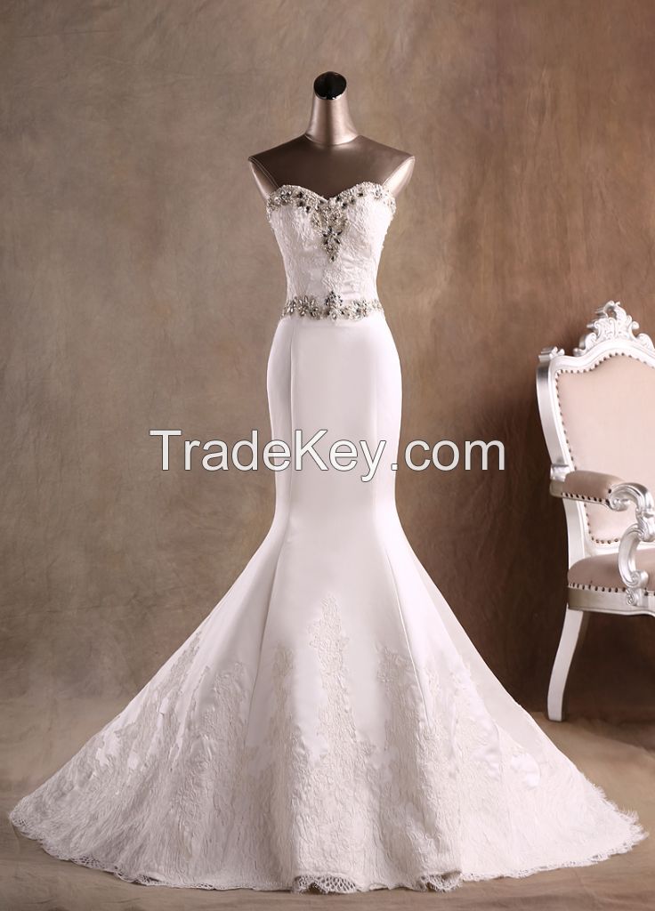 Elegant Mermaid Strapless Sweetheart Satin Wedding Dress with Crystal