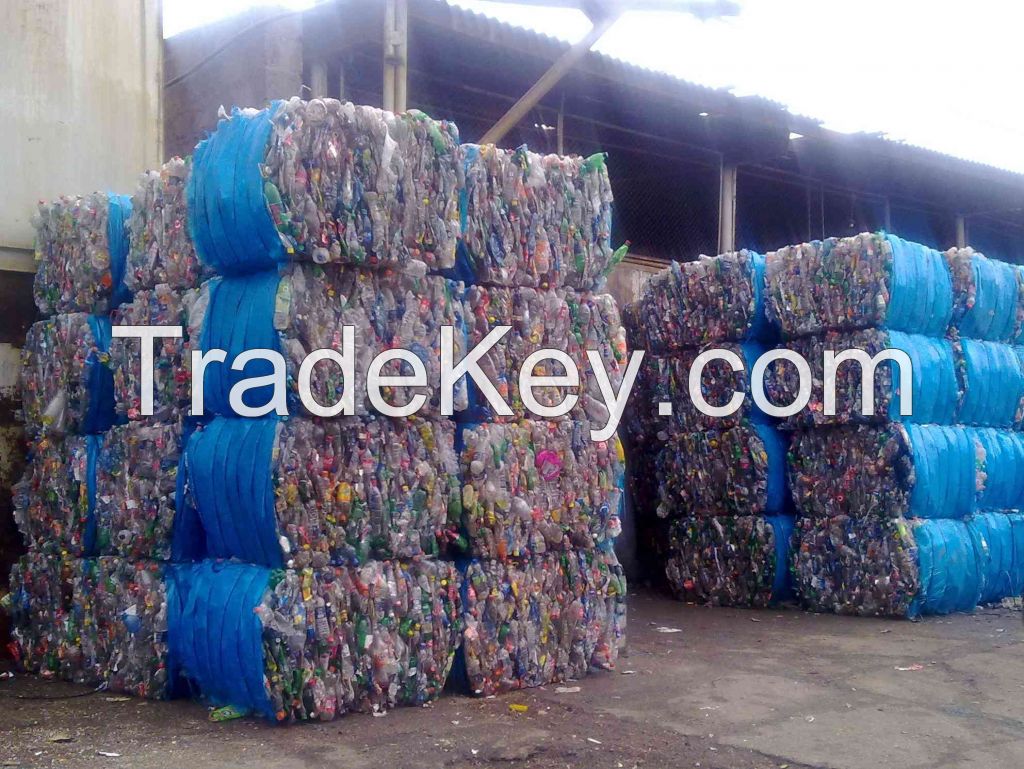 Pet Bottles Scraps