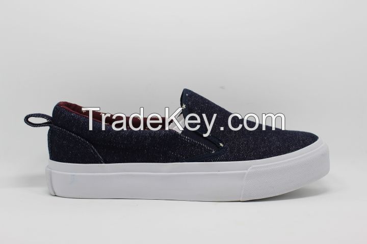 fashionable canvas shoes