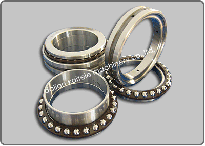 Double direction angular contact thrust ball bearings