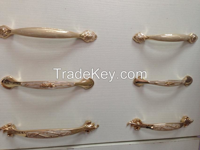 European Style Zinc Alloy Drawer Handles And Dresser Handles And Kitchen Cupboard Handles