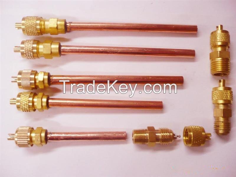 Air conditioner refrigeration charging valve, refrigeration parts charging valve
