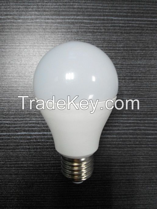 A60 LED BULB E27/B22