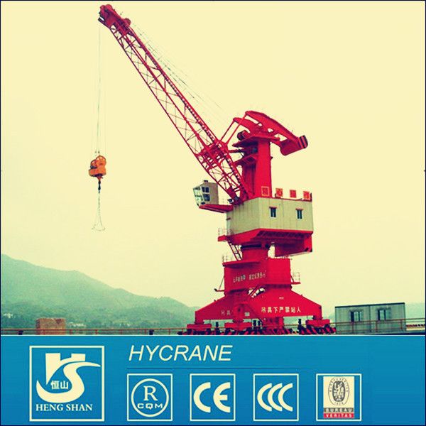 Slewing Jib Feature Single and Four Link MQ Type Container Lifting Harbour Portal Crane for Sale