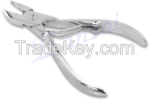 Toe nail cutter