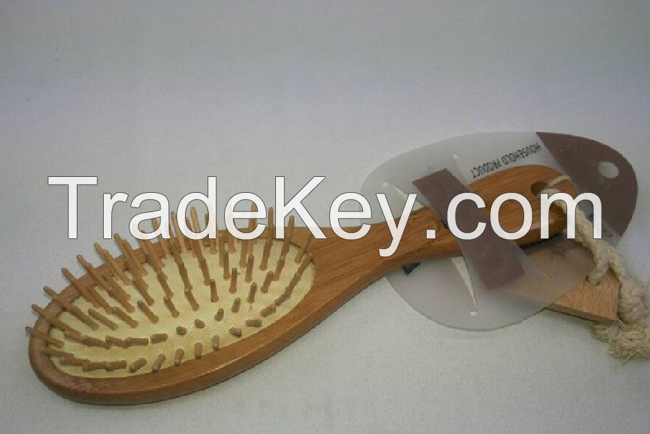 wood hair brush