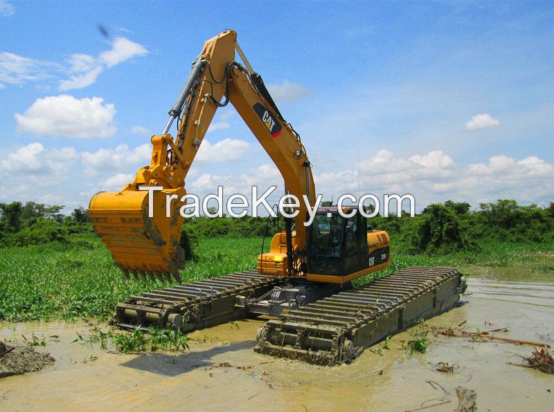 TR200 Amphibious Excavator