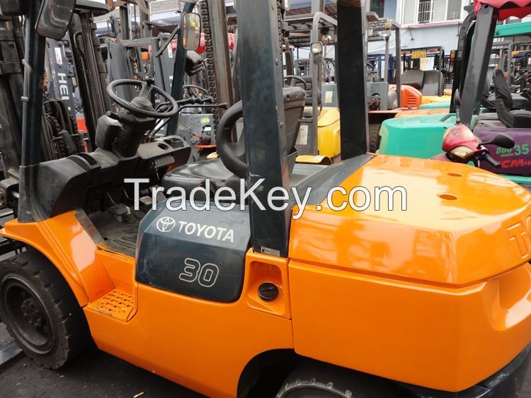 Used FD-30   Toyota Forklift