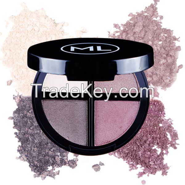 SIGNATURE EYE SHADOW QUAD