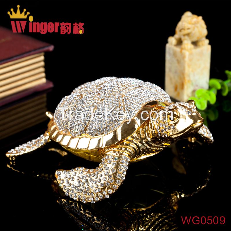 Hand Made Full Crystal Big Tortoise Gold Metal Crafts Feng Shui Home Decoration Vintage Animal Casket Wedding Rings Box Figurine