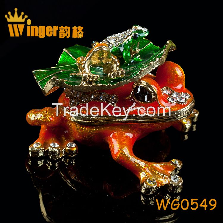 2015 Vintage Frog on Lotus Figurine Collection Crystal Animal Trinket Box Casket DIY Home Decoration Souvenir Gift Metal Crafts