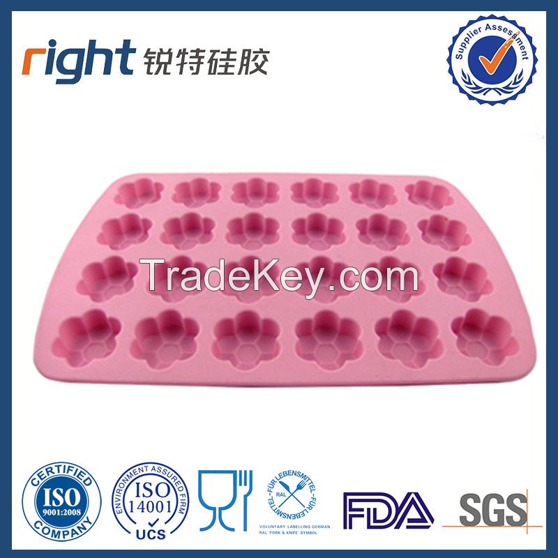 Dongguan Right silicone/24 cavities Silicone ice cube tray 