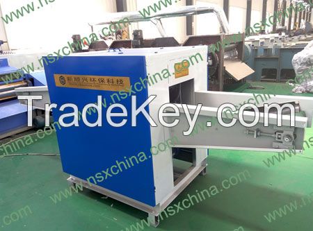 Textile cutting machine