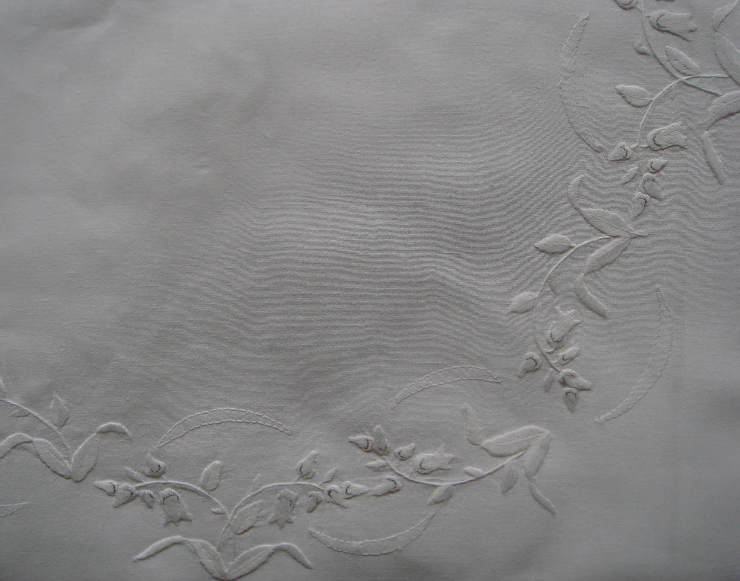 Hand Embroidered Linen, Table Clothes, Place Mats