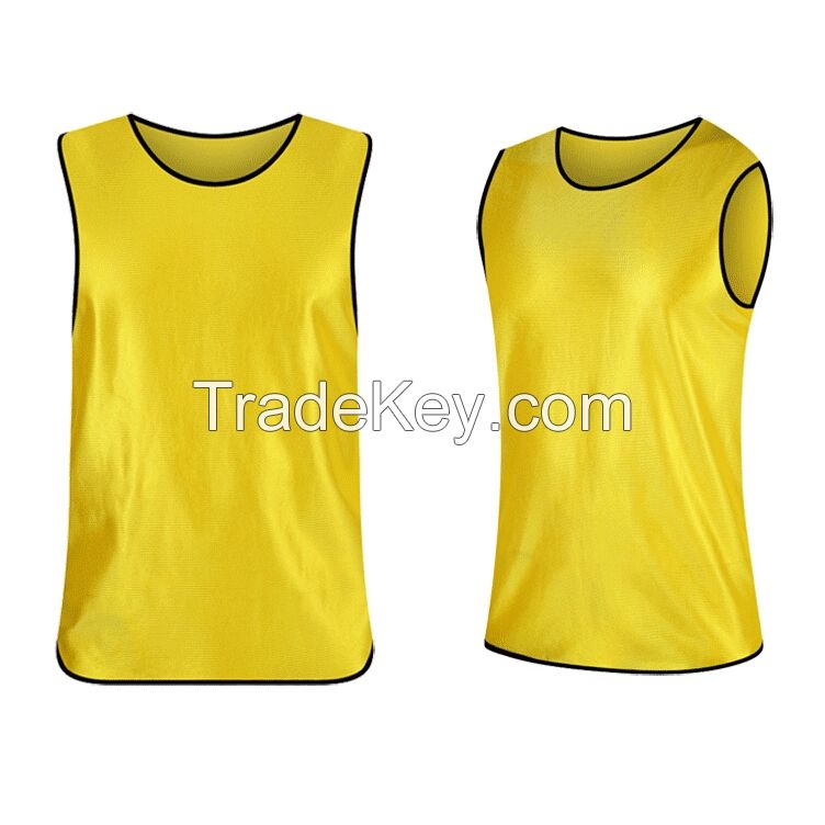 Men sports top