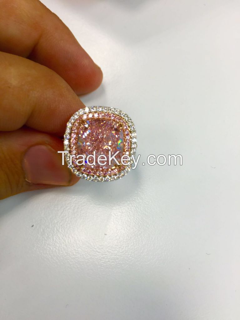 8,46 Ct Natural fancy Purple Pink , VVS1 Cushion Diamond Ring