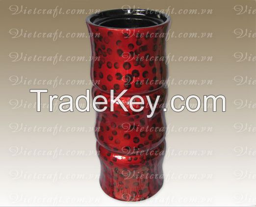 lacquer vase handmade in Vietnam bee color 