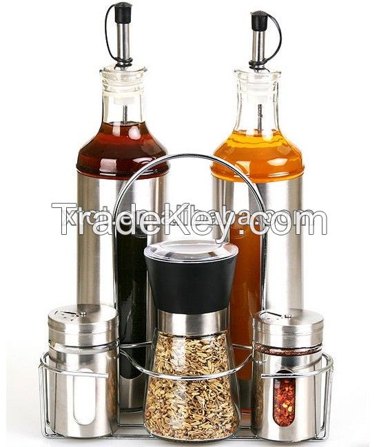 Pepper bottle, oil bottle, salt bottle