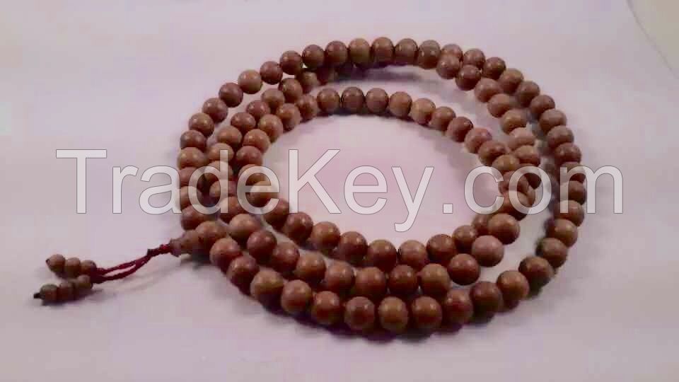 Red sandalwood beads