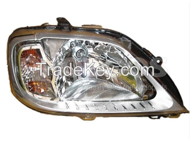 Auto parts Right Headlight  PRT-1133 676512070 R