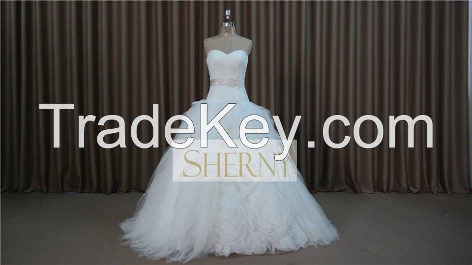  Gorgeous Hand Beaded Sweetheart Neck Ruffled Layered Organza Skirt Long Train Ball Gown Wedding 