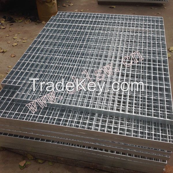 Steel grating